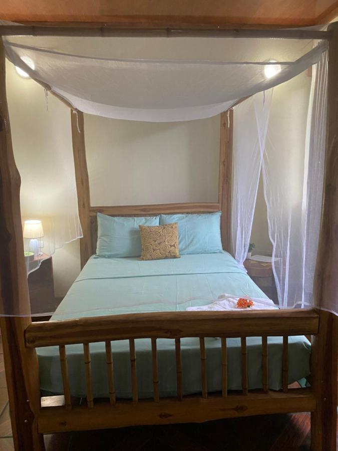 Jazlyn Lodge & Tours ปาเกรา ภายนอก รูปภาพ