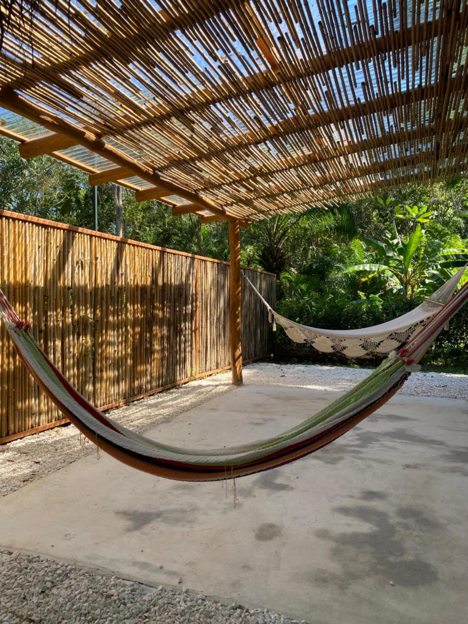Jazlyn Lodge & Tours ปาเกรา ภายนอก รูปภาพ