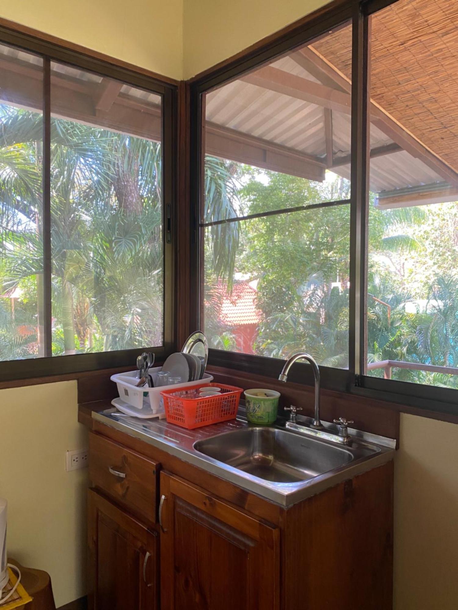 Jazlyn Lodge & Tours ปาเกรา ภายนอก รูปภาพ